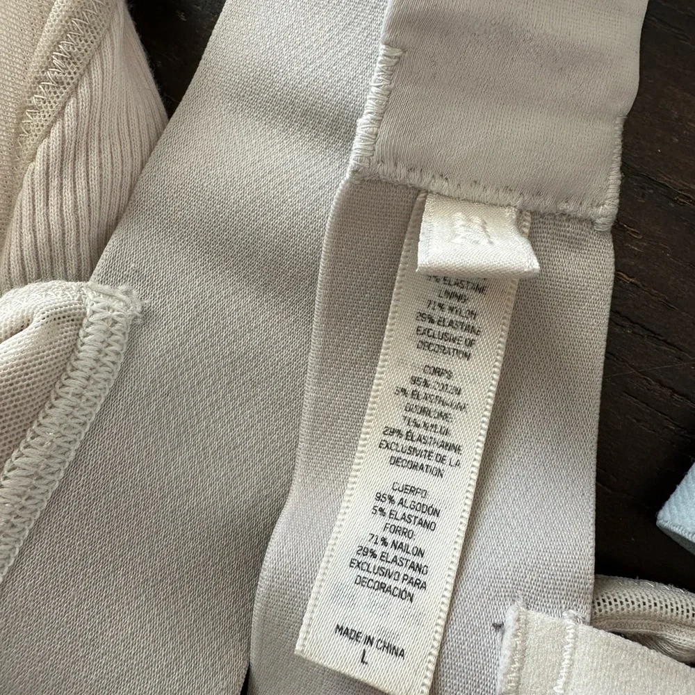 Skims Cotton Plunge Bra - Picture 5 of 5